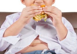 Cegah Obesitas Pada Anak dengan Camilan Sehat Setelah Makan