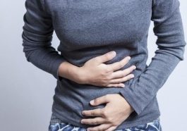 Sembelit Tidak Bisa Diatasi dengan Memakan Buah Pepaya Saja