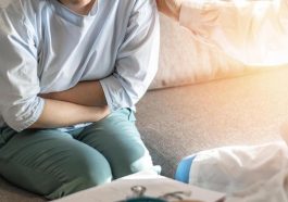 Tips Pertolongan Pertama saat Asam Lambung Naik agar Gejala Cepat Reda